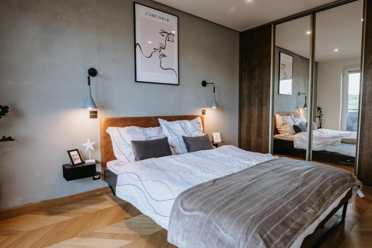 Minimalist Design Penthouse - Kosice Old Town Διαμέρισμα Εξωτερικό φωτογραφία